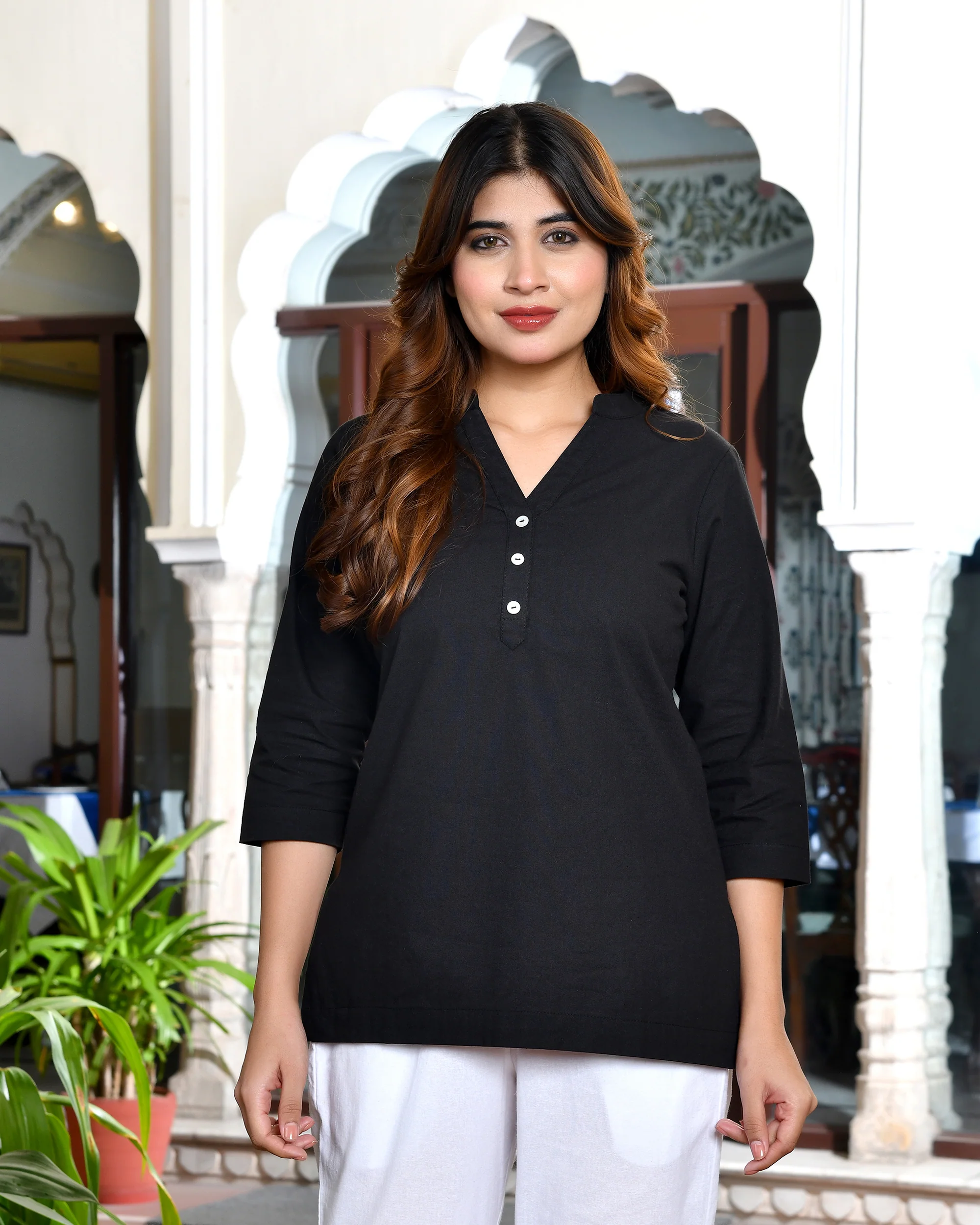 Black airy linen short kurti - Image 7