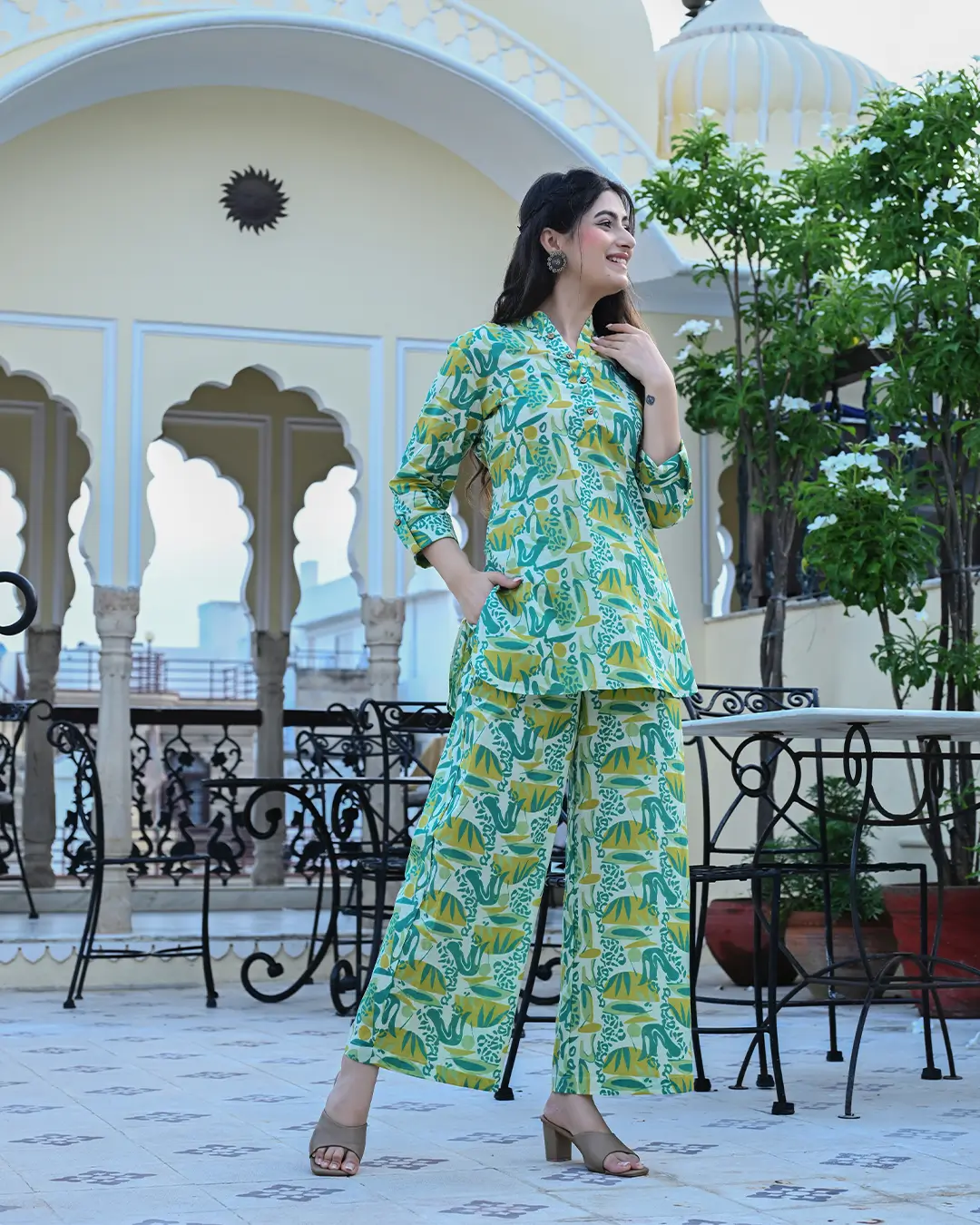Green and Yellow Abstract Printed co- ords Set - Image 7
