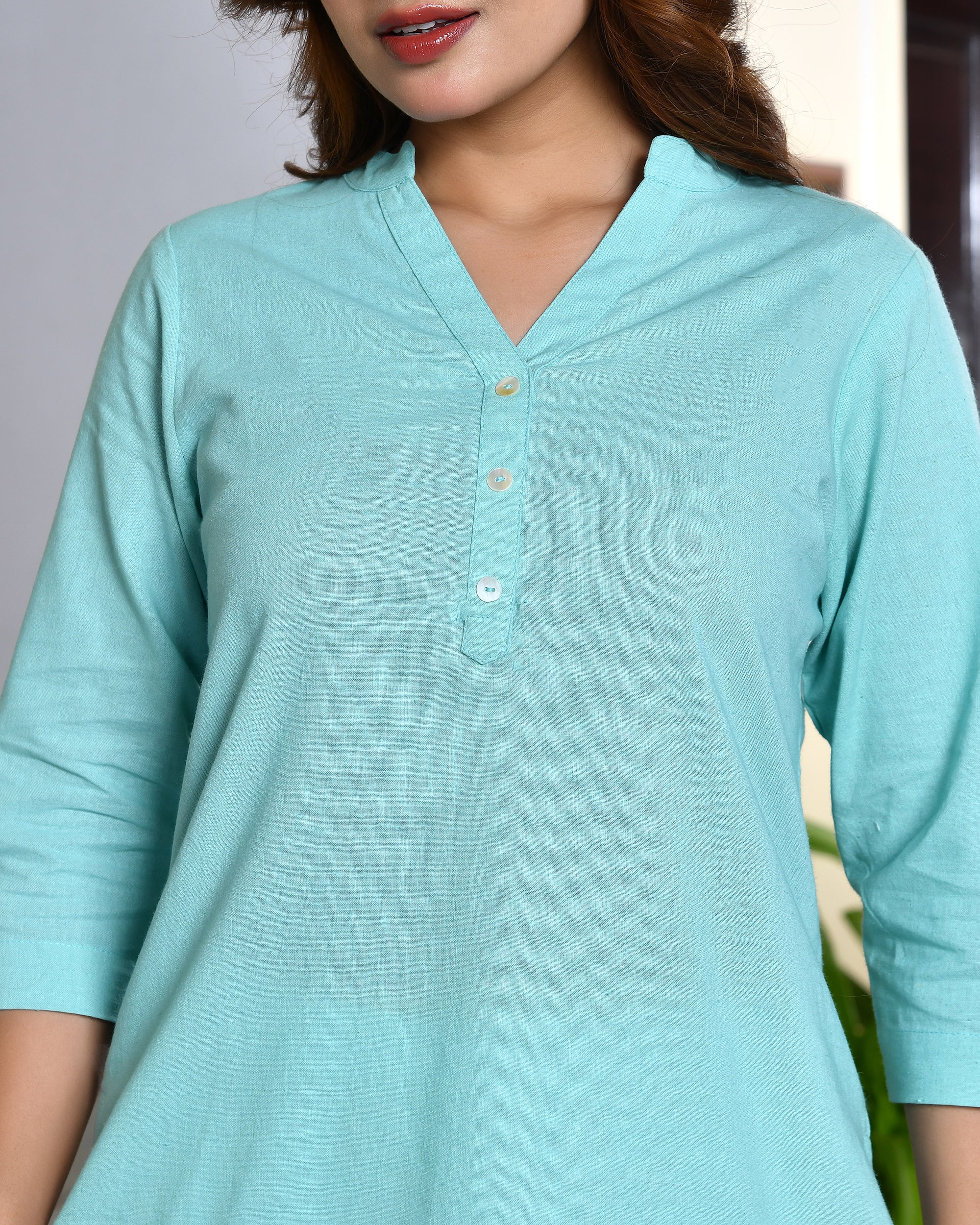 Turquoise airy linen short kurti - Image 3