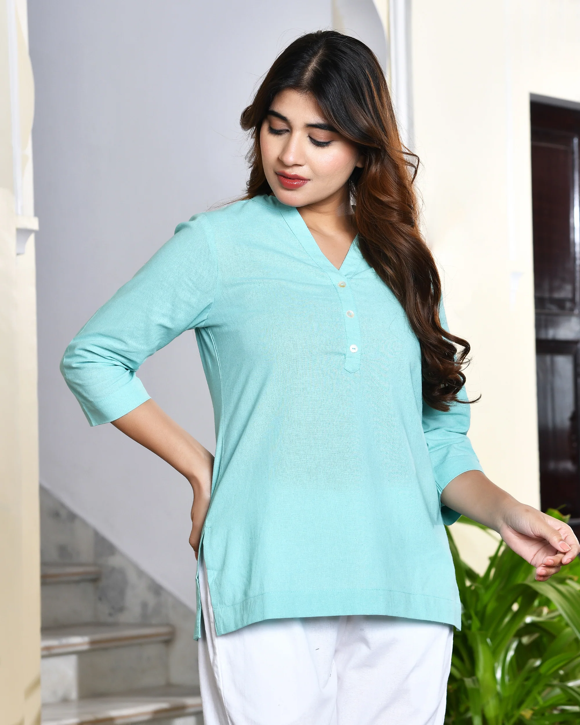 Turquoise airy linen short kurti - Image 7