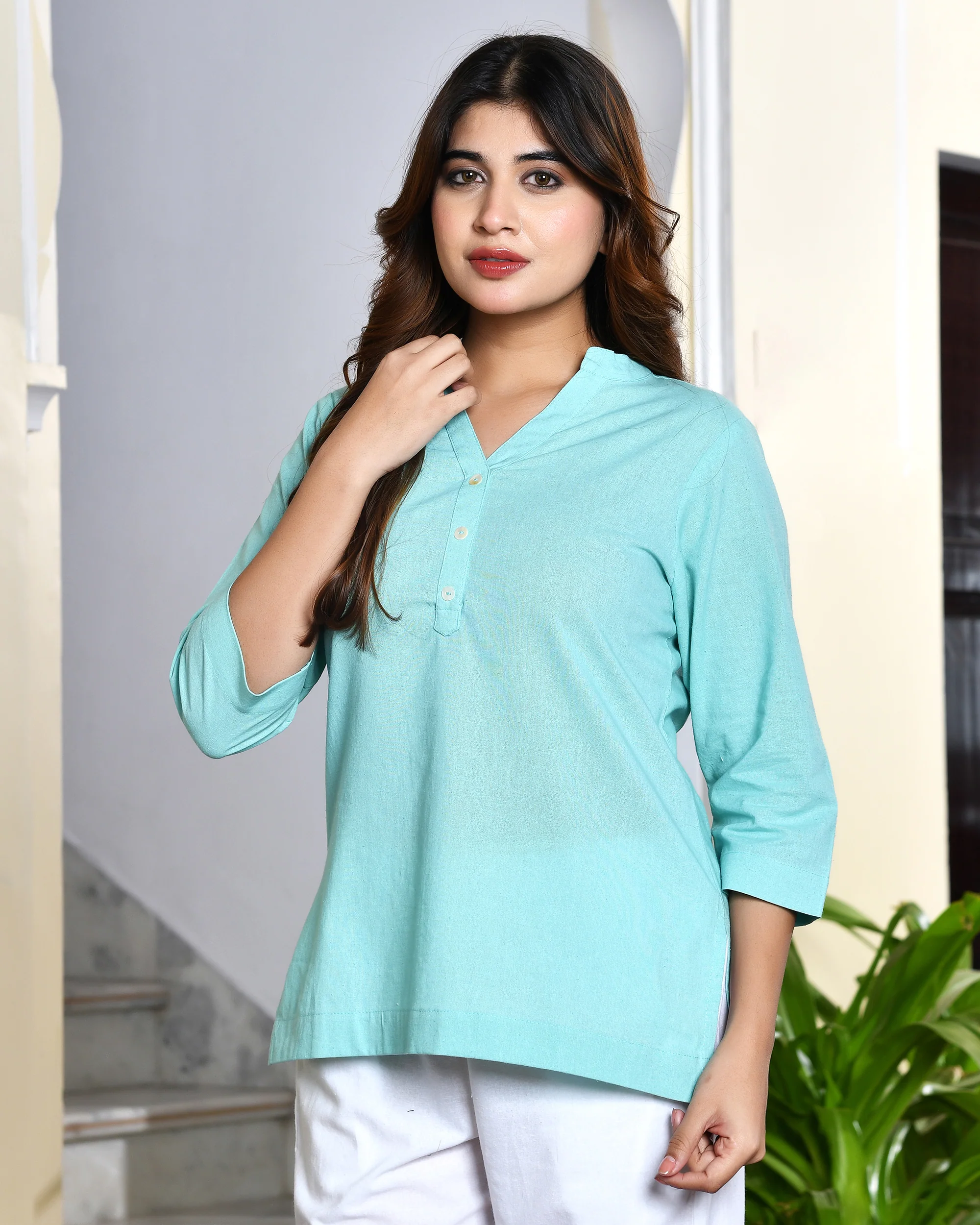 Turquoise airy linen short kurti - Image 9